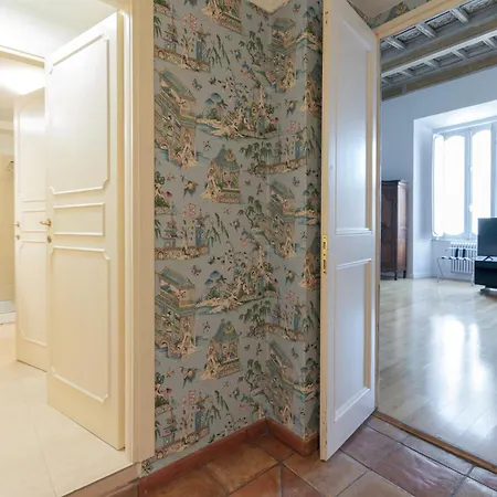 Maison Deluxe Farnese Apartament *